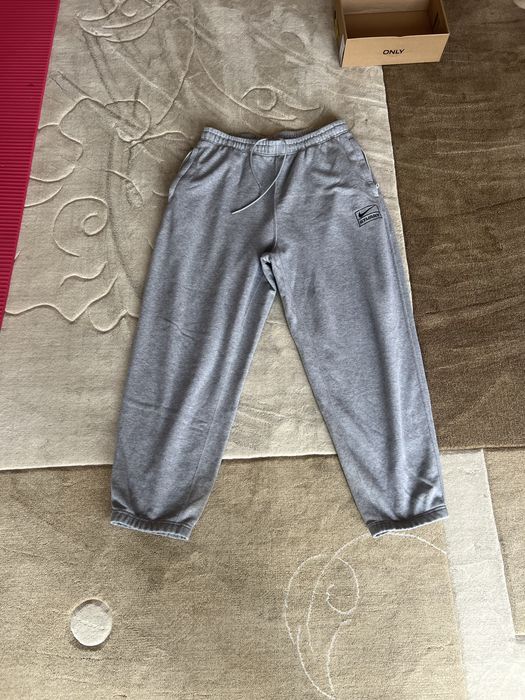 Pantaloni nike X stussy