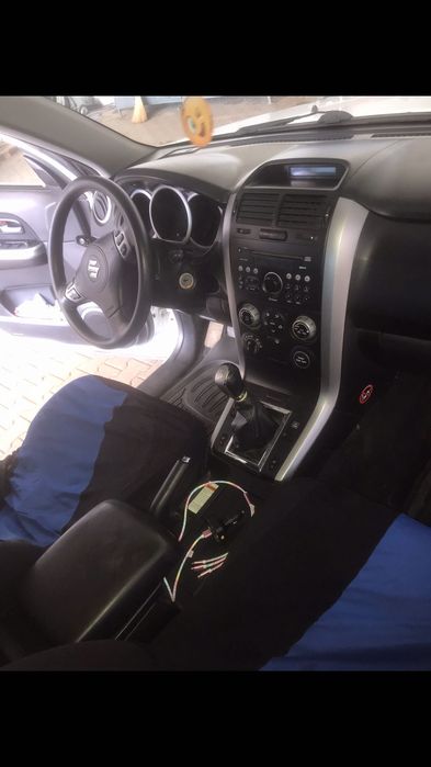 Vând Suzuki Grand Vitara