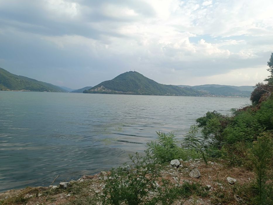 Loc de pescuit la Dunăre, Svinița