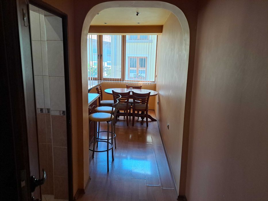 Продава се Етаж от къща в Плевен, Идеален център - 115 кв.м за 1305 €/кв.м - Снимка #2