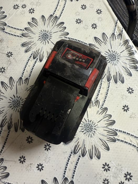 Акумулаторна батерия MILWAUKEE, M18 12,0 Ah, M18