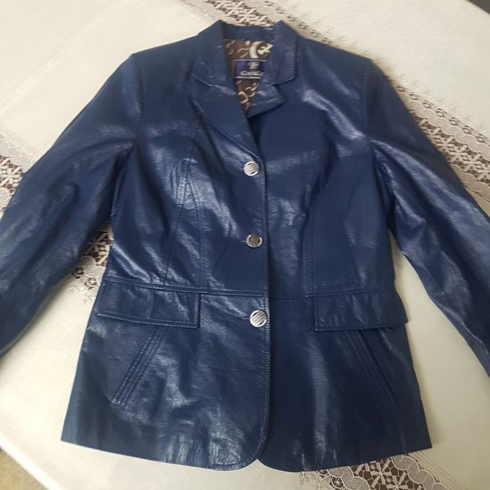 Продам мужские куртки