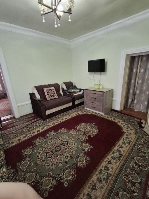 Hovli sotiladi shinam