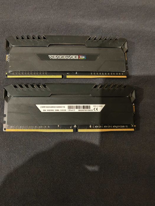 Продавам RAM DDR4