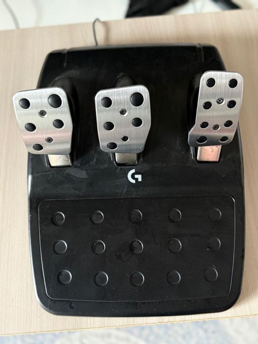 Руль logitech G923 trueforce