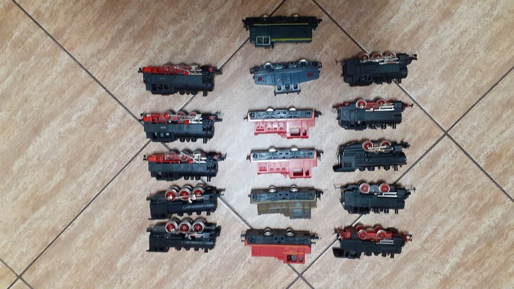 Locomotive trenulet electric scara HO