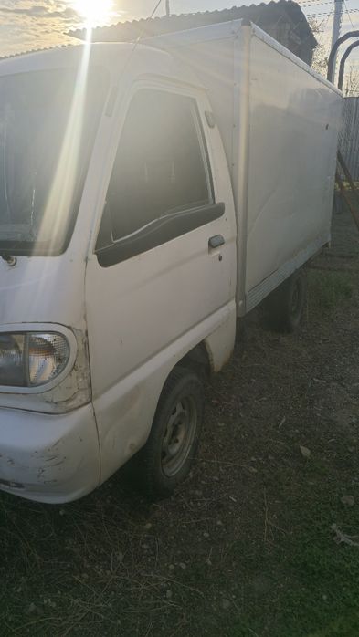 Автомобиль фургон