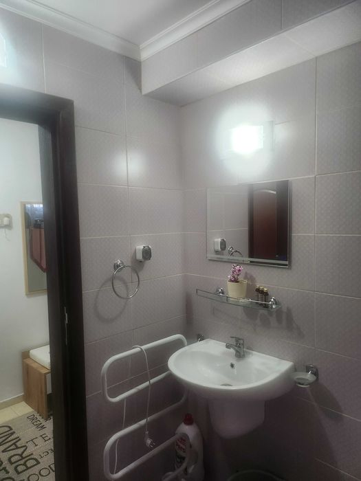 Дава се под наем Едностаен апартамент в Сливен, Център - 40 кв.м за 204 € - Снимка #5