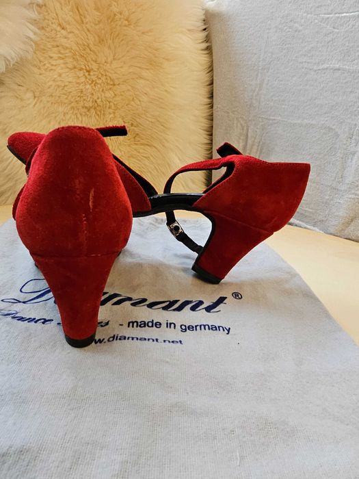 Pantofi de dans Tango Diamant 0.51 marimea 35 culoare rosu