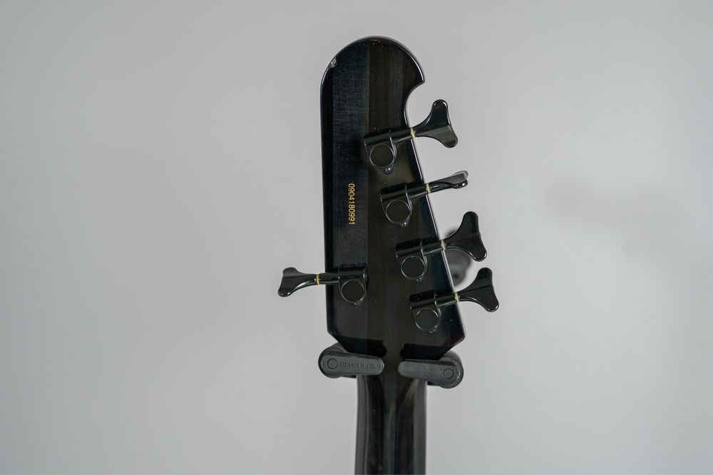 Бас китара Epiphone Thunderbird Pro-V