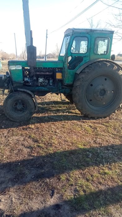 Продам трактор и прицеп