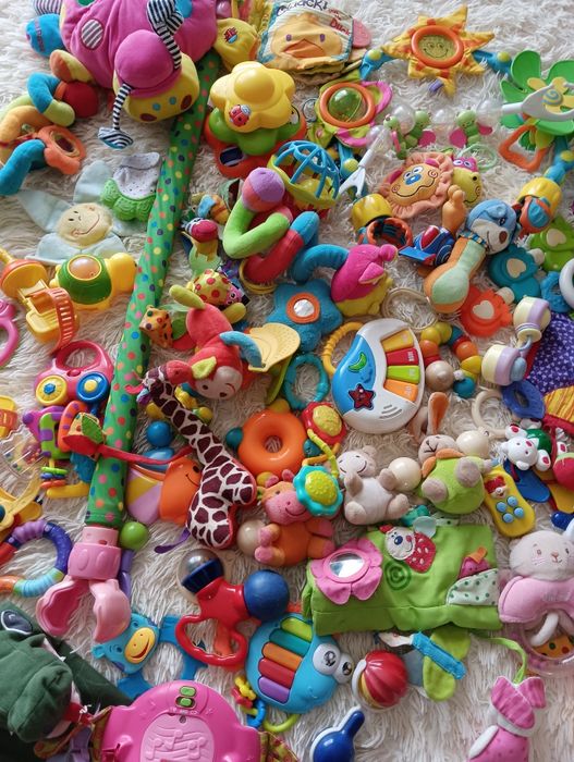 Продам детские игрушки