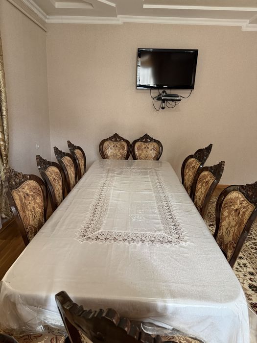 Мебель столы и стулья