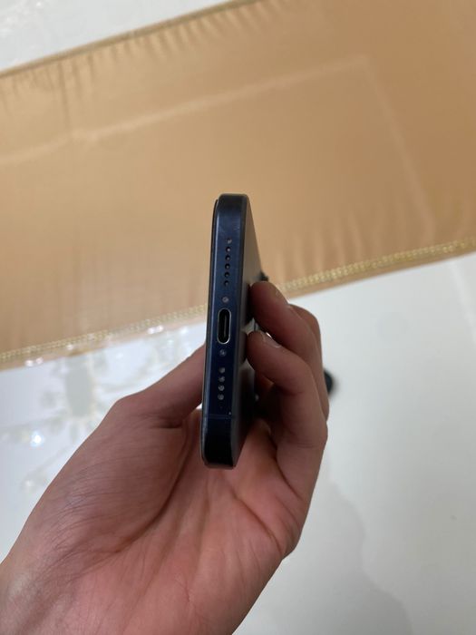 Продам iPhone 15 pro max в идеальном состоянии