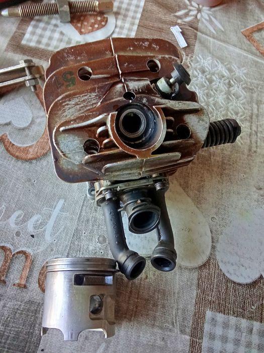 Продавам "Husqvarna"575 на части