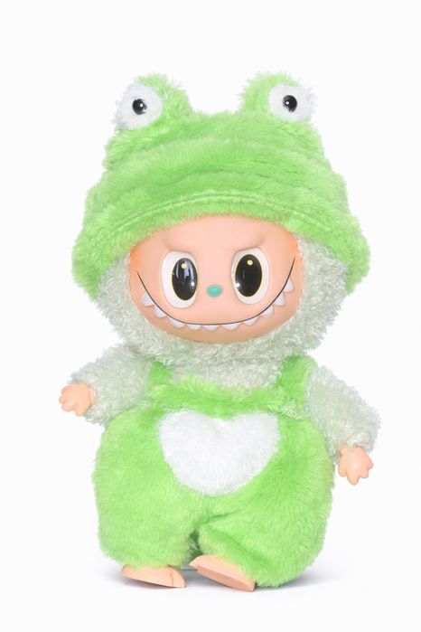 Jucarie de plus breloc - tip Labubu - 15 cm - imbracat in broscuta