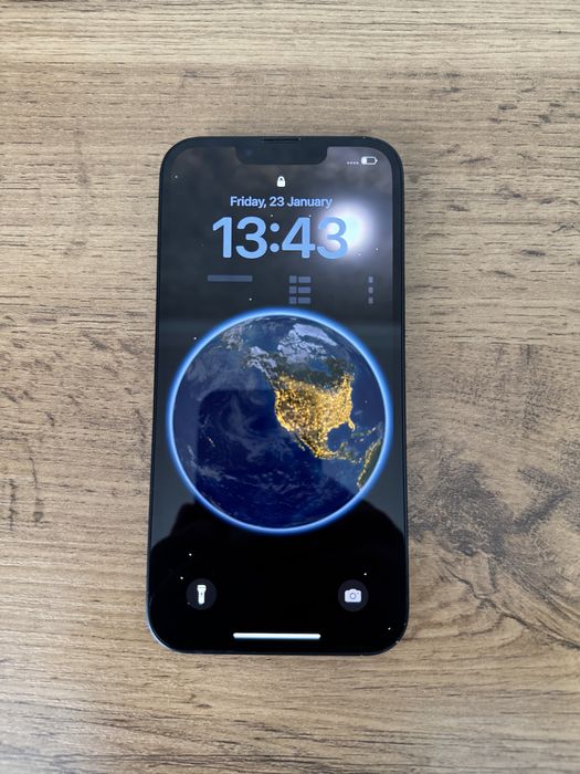 iPhone 13 Black 128 gb