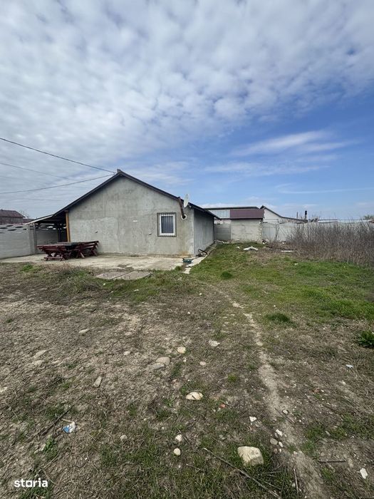 Casa 3 camere Smeeni