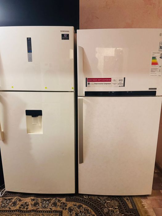 Холодильник LG .