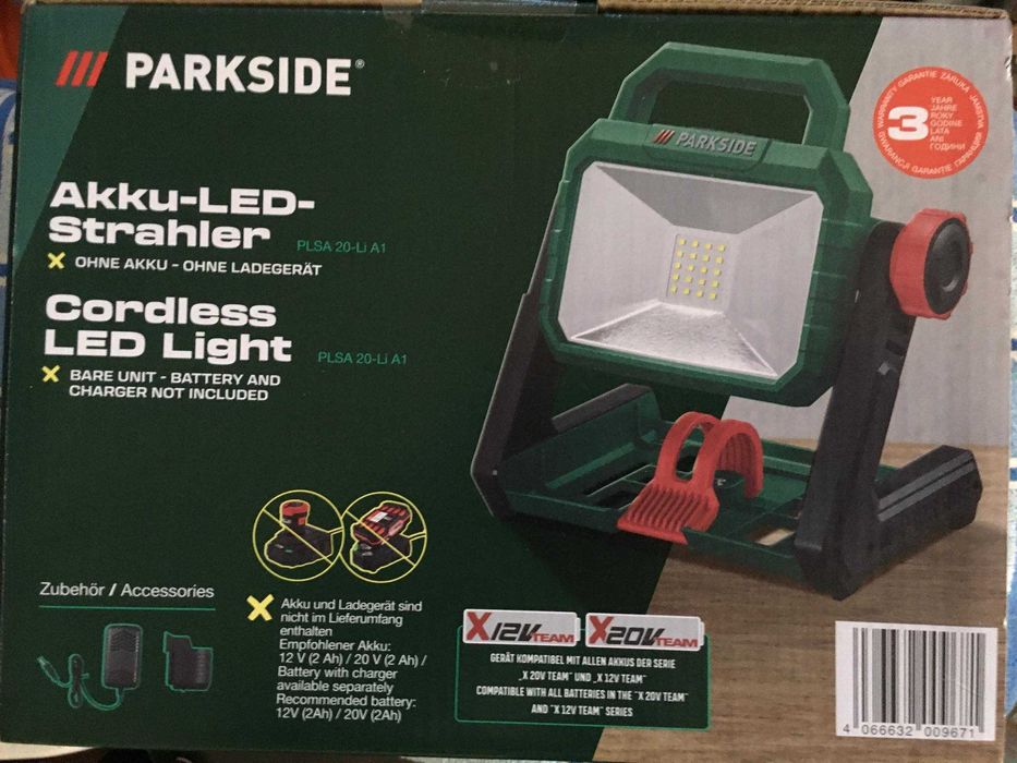 Proiector parkside 20V 220v si 12v cu adaptor camping