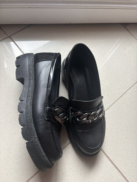 Лоуфъри - естествена кожа