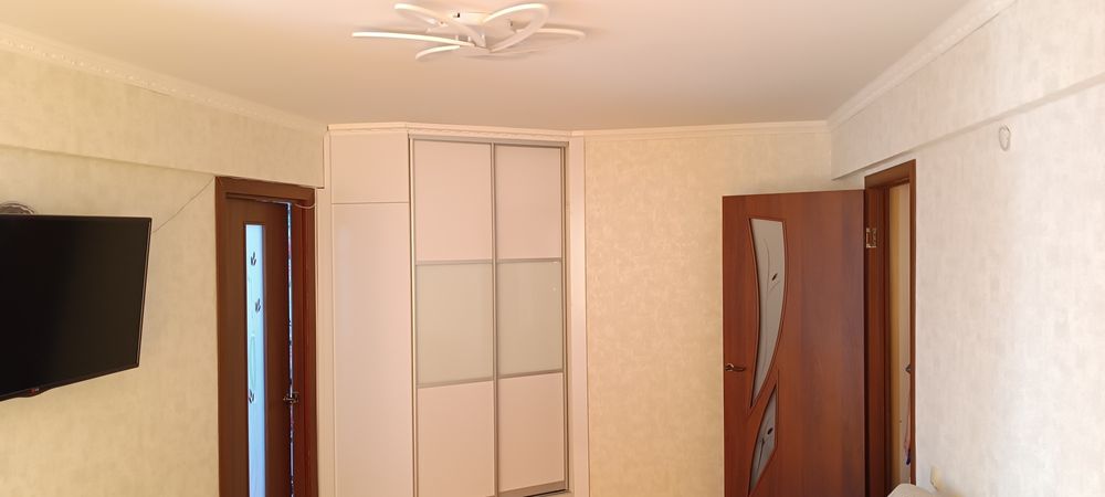 Квартира четырехкомнатная