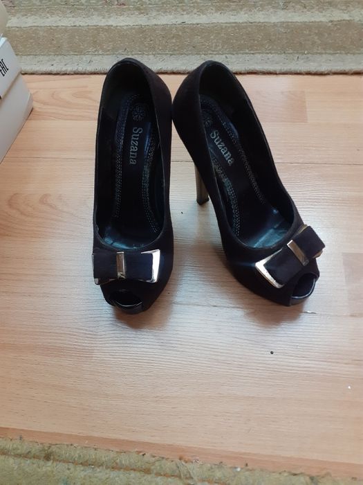 Туфли с открытым носиком