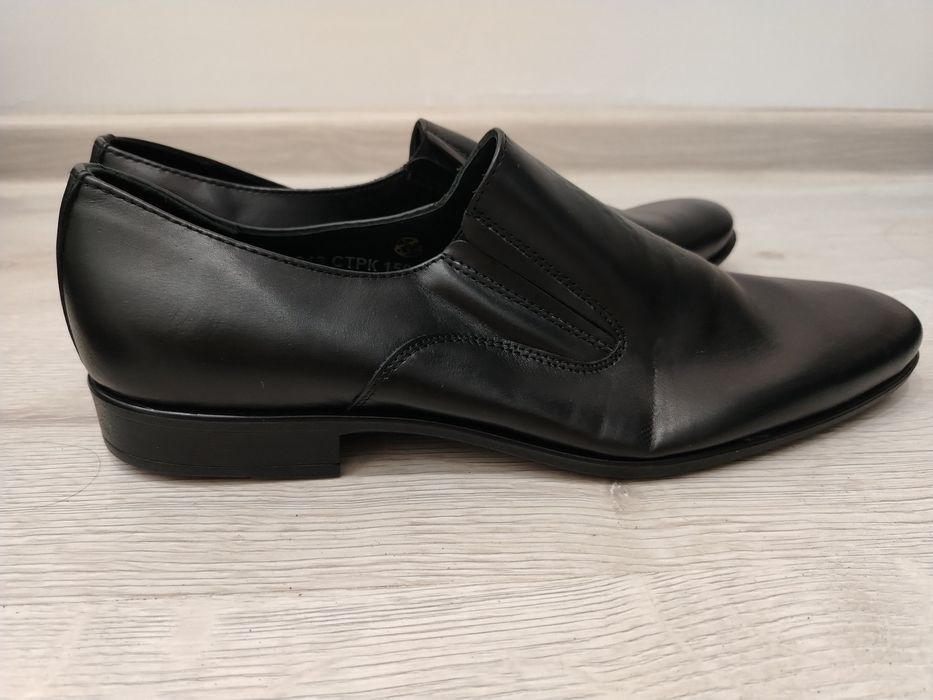 Туфли чёрные кожаные