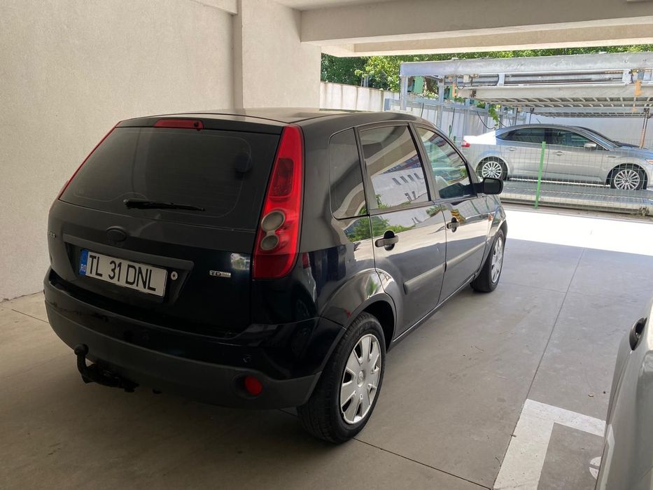 Vând Ford Fiesta 1.6 TDI An 2008 AC stare impecabila  Km 150000 de mii real verifitați