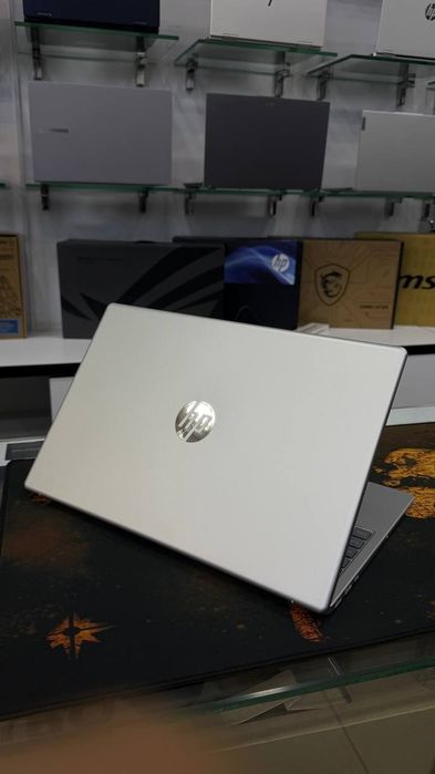 Ноутбук HP Laptop