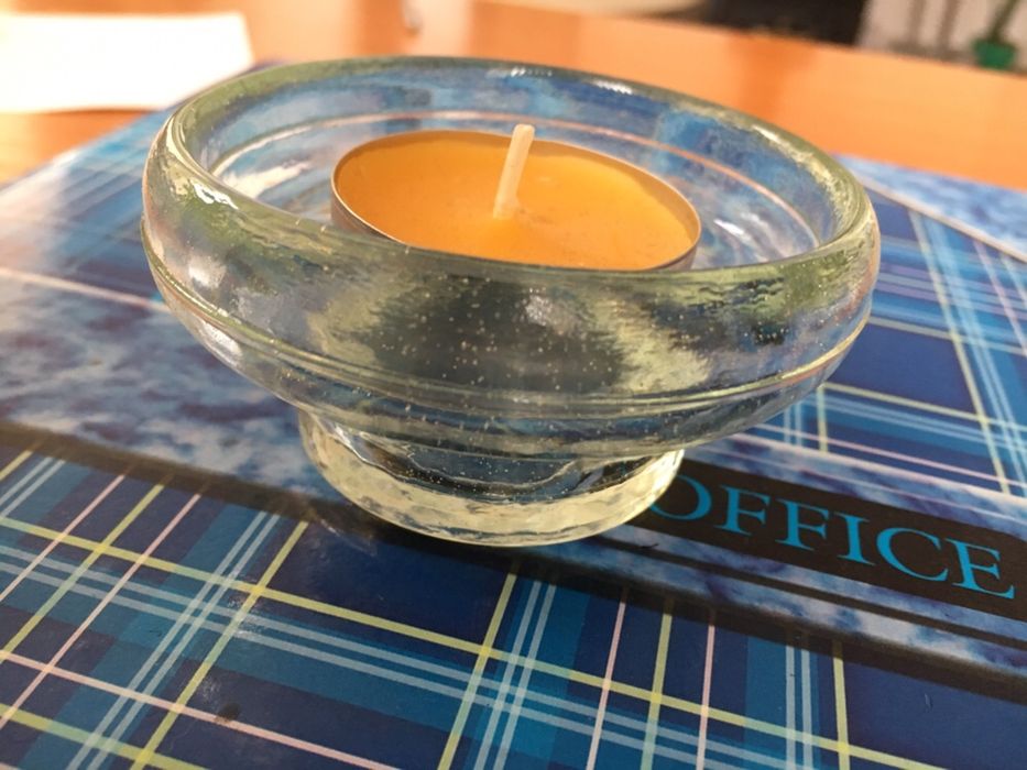 Свещник, стъклена чашка за чаени свещи