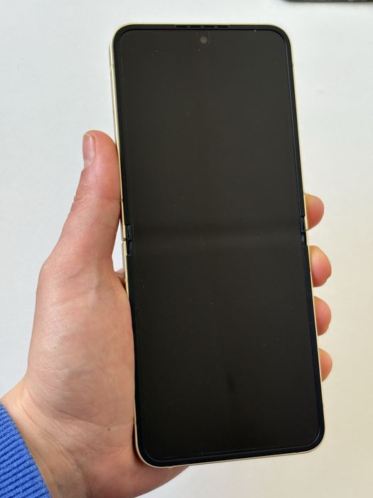 Vand/Schimb Samsung Z Flip 6 512gb