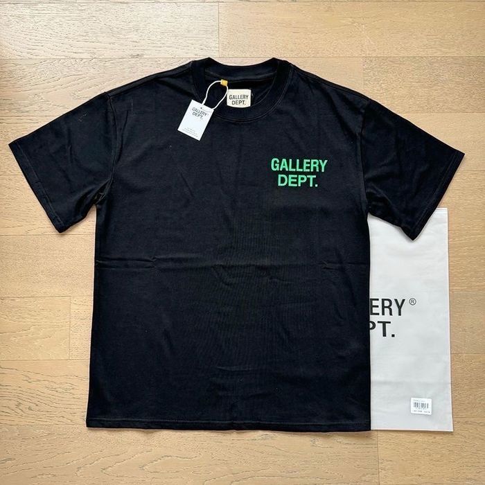 Gallery dept футболка