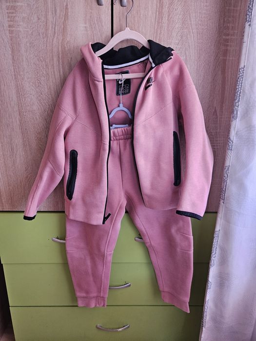 Екип nike tech 6-7г