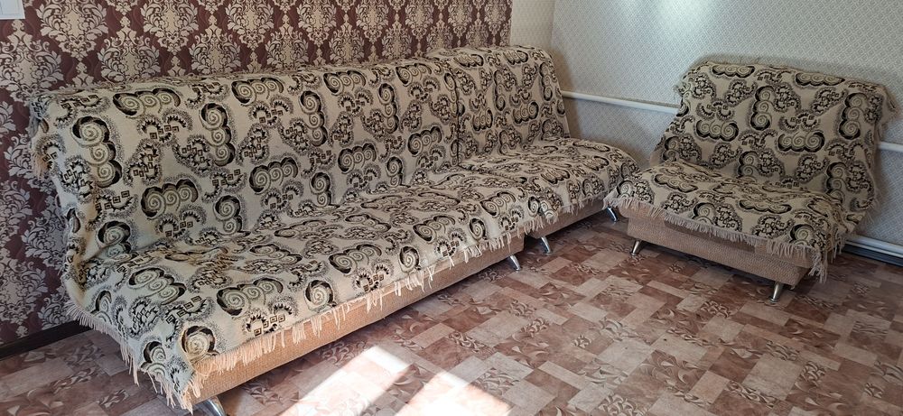 Диван,два кресла