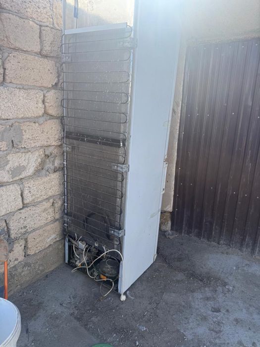 Холодильник сатылады