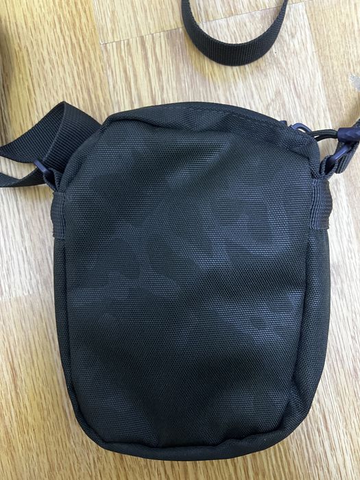 Borseta paris verde inchis cu bretea lunga