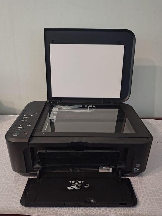 Продам МФУ CANON MG 2140