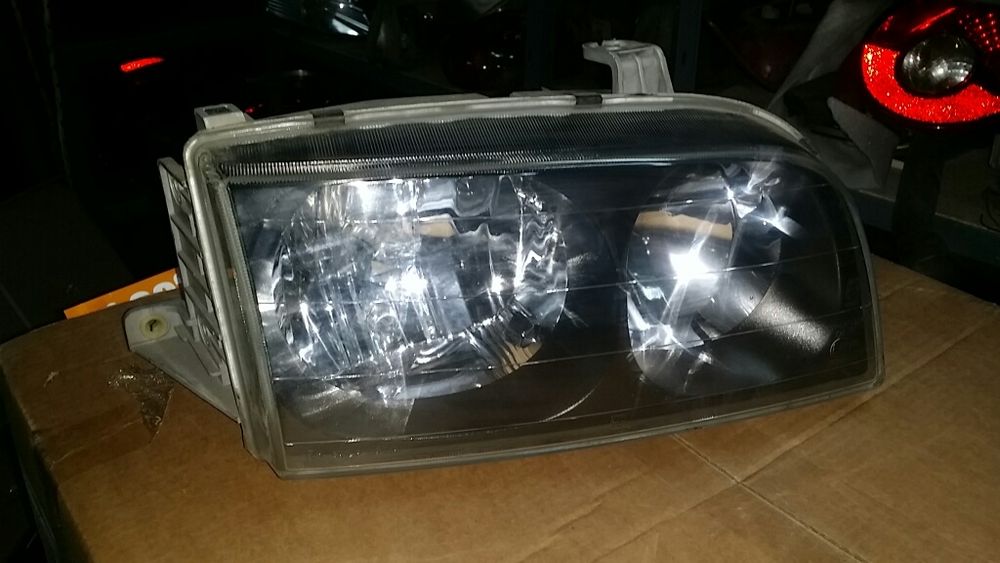 Kia Joyce - оригинален фар