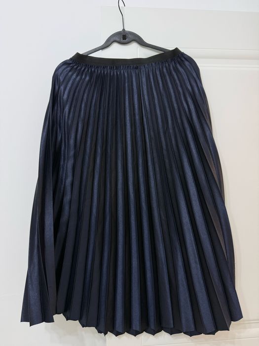 Юбки и брюки, ращмер S и М.