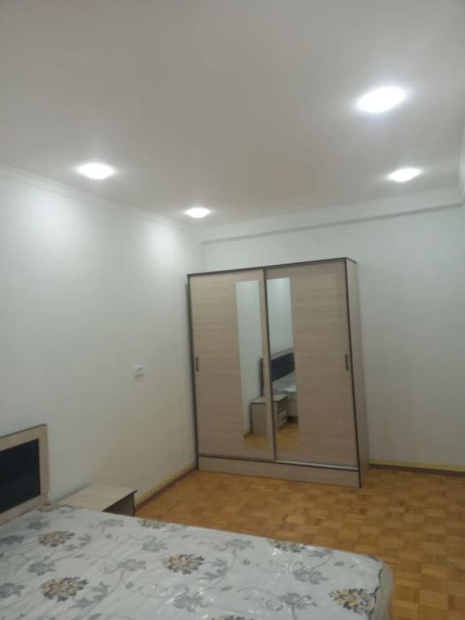 Продаеться квартира на Дружба Народов