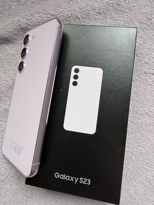 Galaxy S23. 8/256
