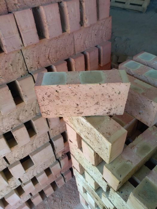 Красный кирпич талгар