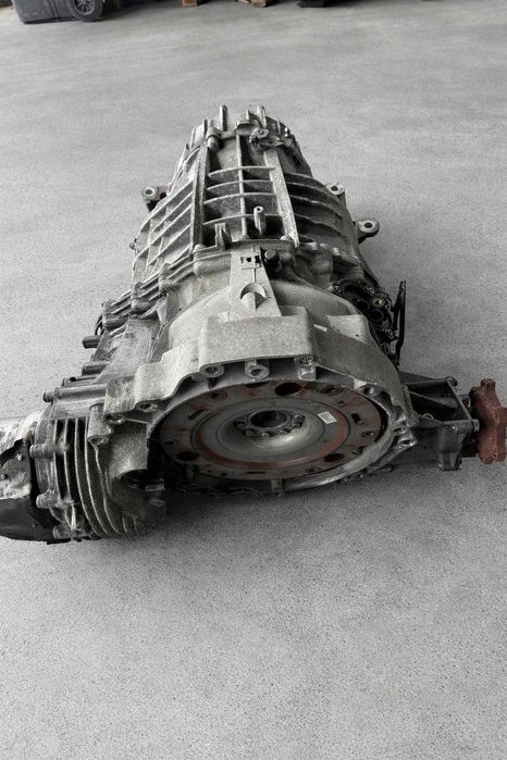 Cutie viteze automata Audi 3.0 tdi cod NKP tractiune fata cu defect (vezi poze cu erorile)