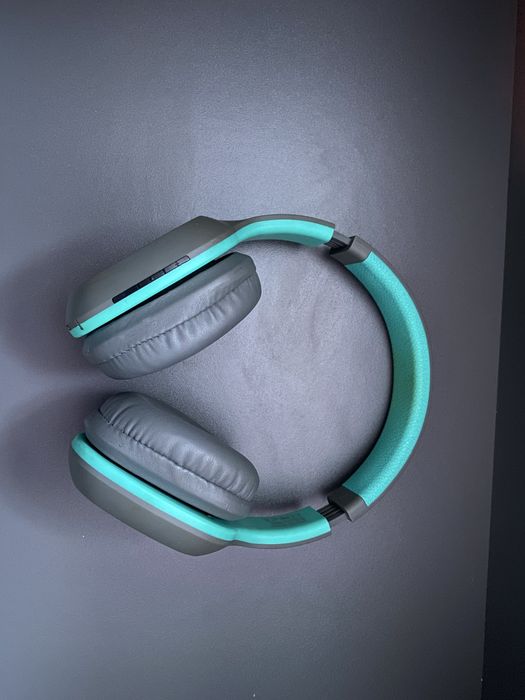 Наушники Celebrat