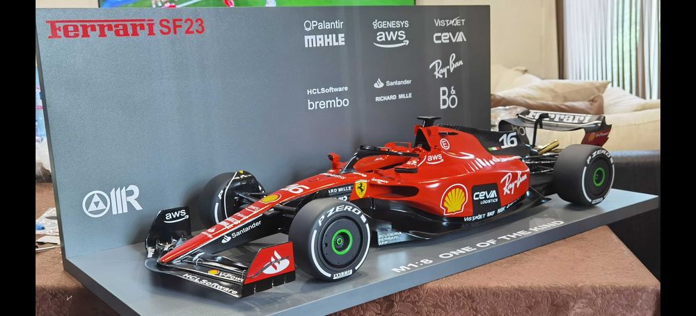 БОЛИД ФОРМУЛА F1 - ръчна изработка