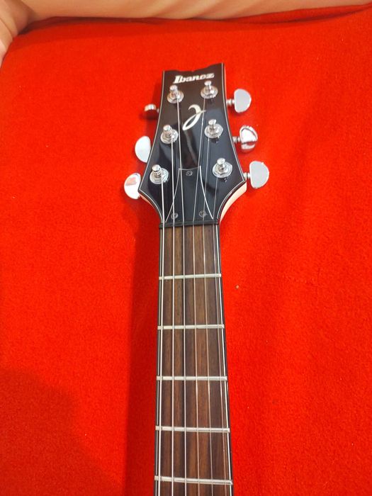 Китара Ibanez ART120WH