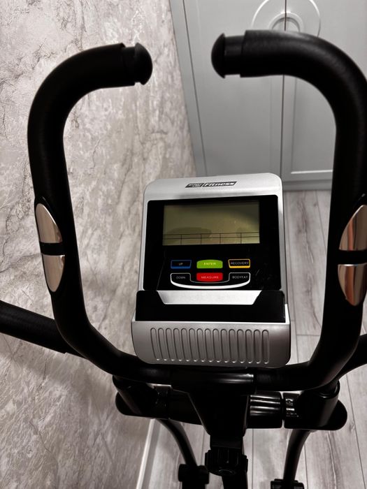 Продам эллиптический тренажёр