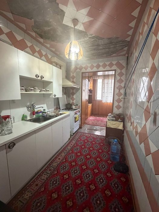 Продам 3 ком Юнусабад 11.кирпич