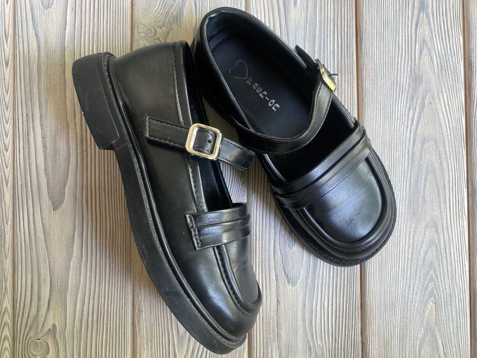 Туфли для девочки 30р-р